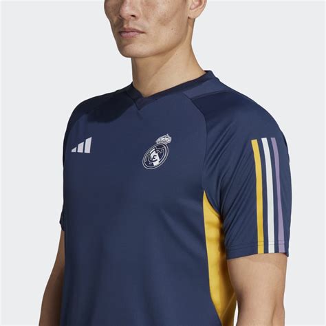 real madrid training jersey.